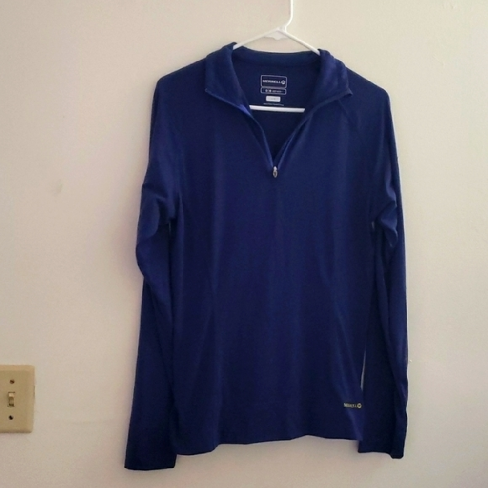 Large Merrell Pullover